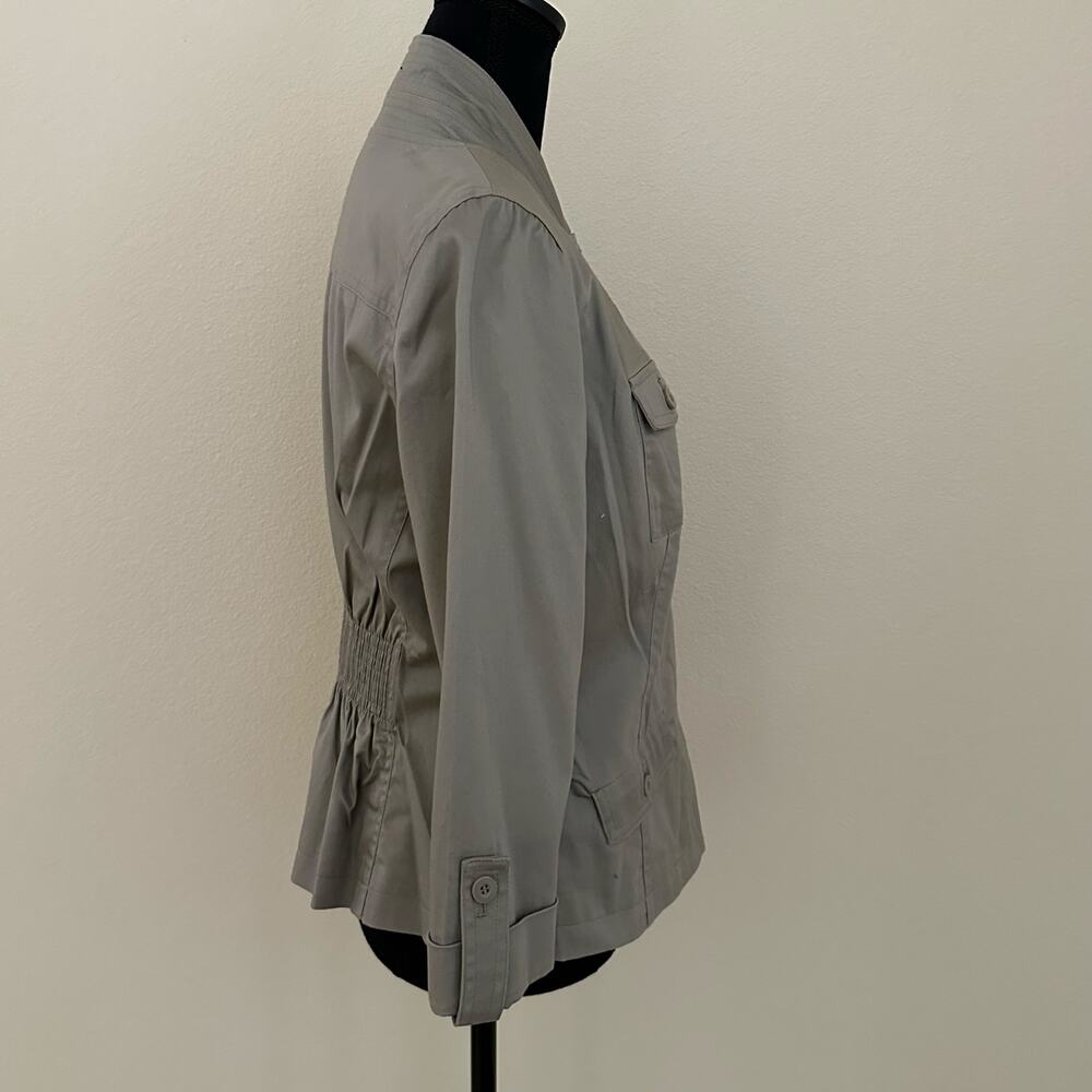 LIGHT Women Green Utility Lightweight Button Front Jacket Size S NWOT - Picture 2 of 8